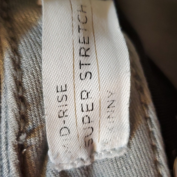 Women's size 20 Lane Bryant Jeans - Picture 4 of 6